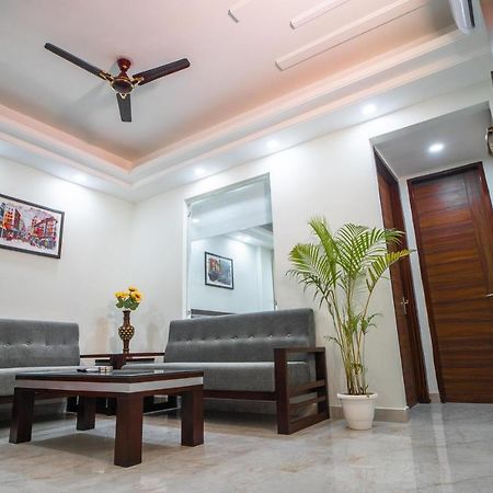 The Lodgers 1 Bhk Serviced Apartment Golf Course Road غورغاون المظهر الخارجي الصورة