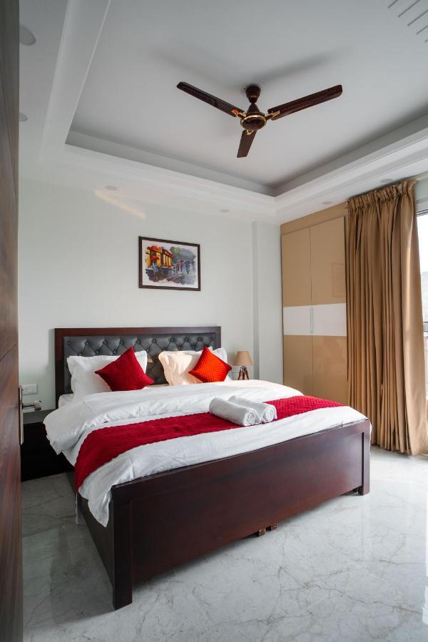 The Lodgers 1 Bhk Serviced Apartment Golf Course Road غورغاون المظهر الخارجي الصورة